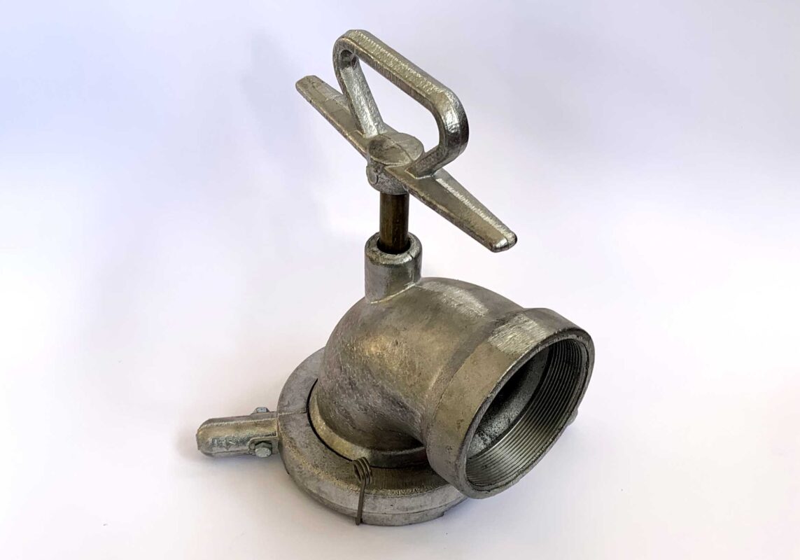 Curva d'idrante con attacco ad baionetta per impianti irrigazione